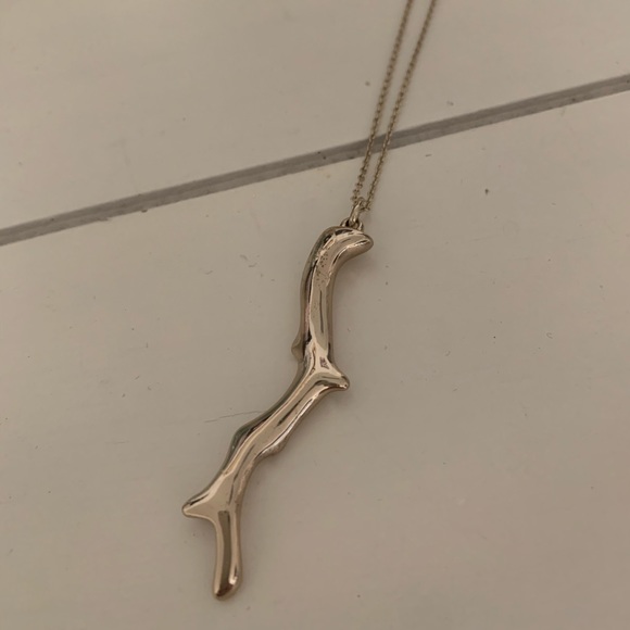 Stella & Dot Chase Coral Necklace - Picture 2 of 4